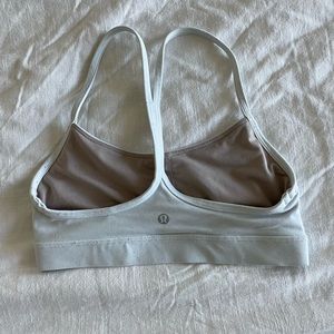 Lululemon flow y bra white